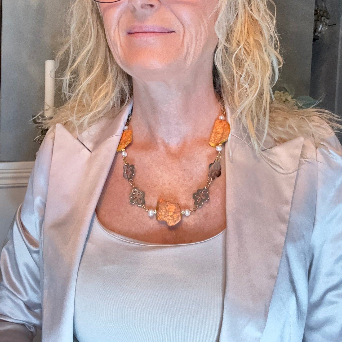 Orange Statement Halsband - Imperial Jasper & Pärlor | Design by Brandeby