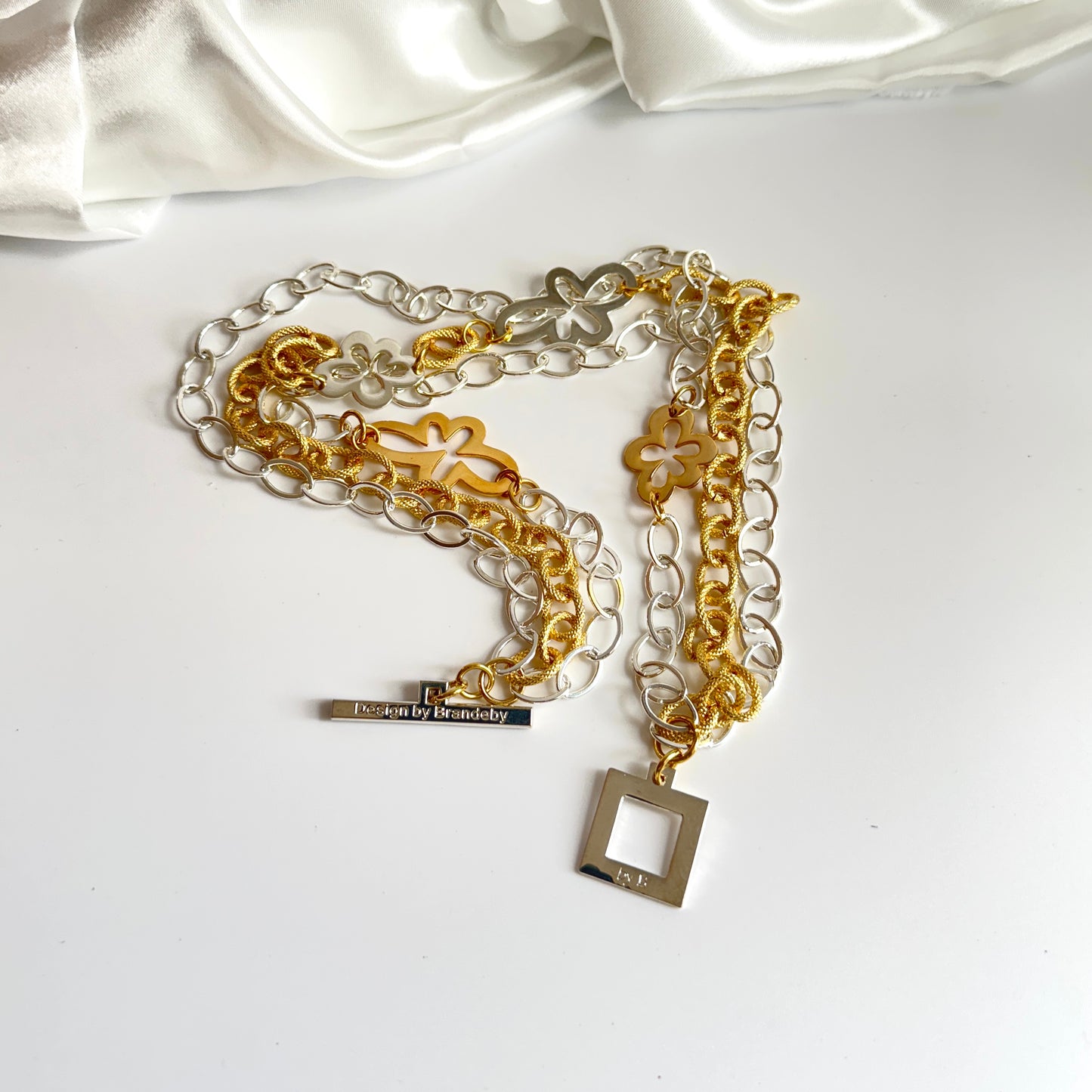 The One Gold Halsband