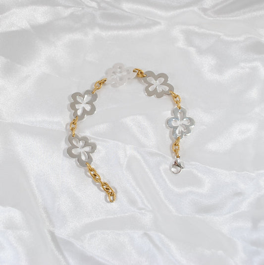 Flower Chain Armband - Blommor med Sterling Silver och 18k Guld - Design by Brandeby