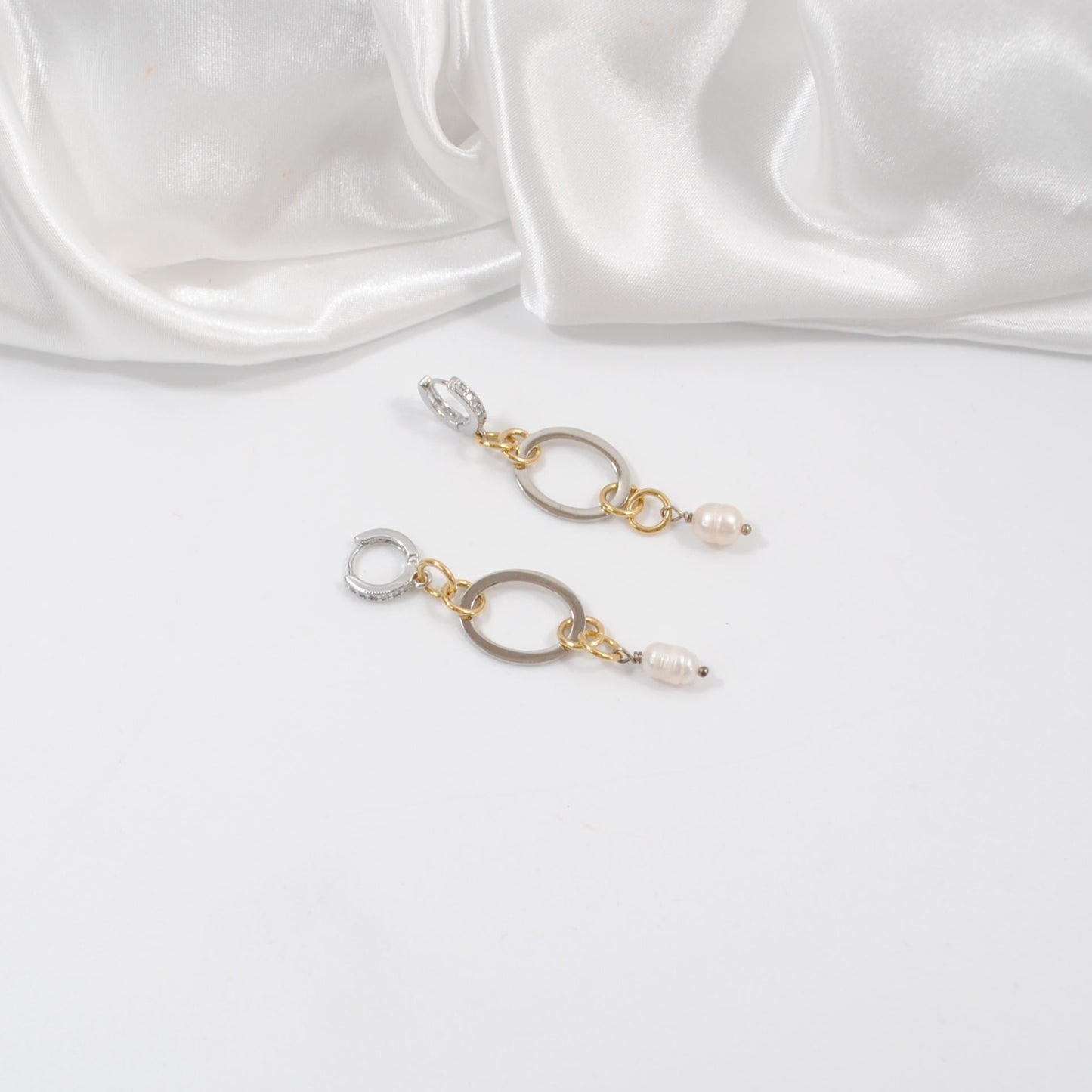 handgjorda örhängen design by brandeby