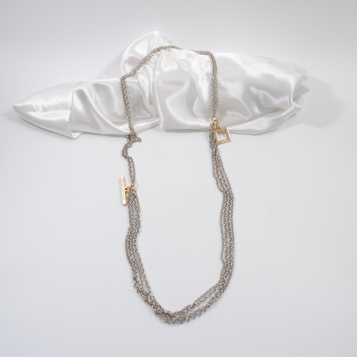 Gold Power Halsband - Design by Brandeby