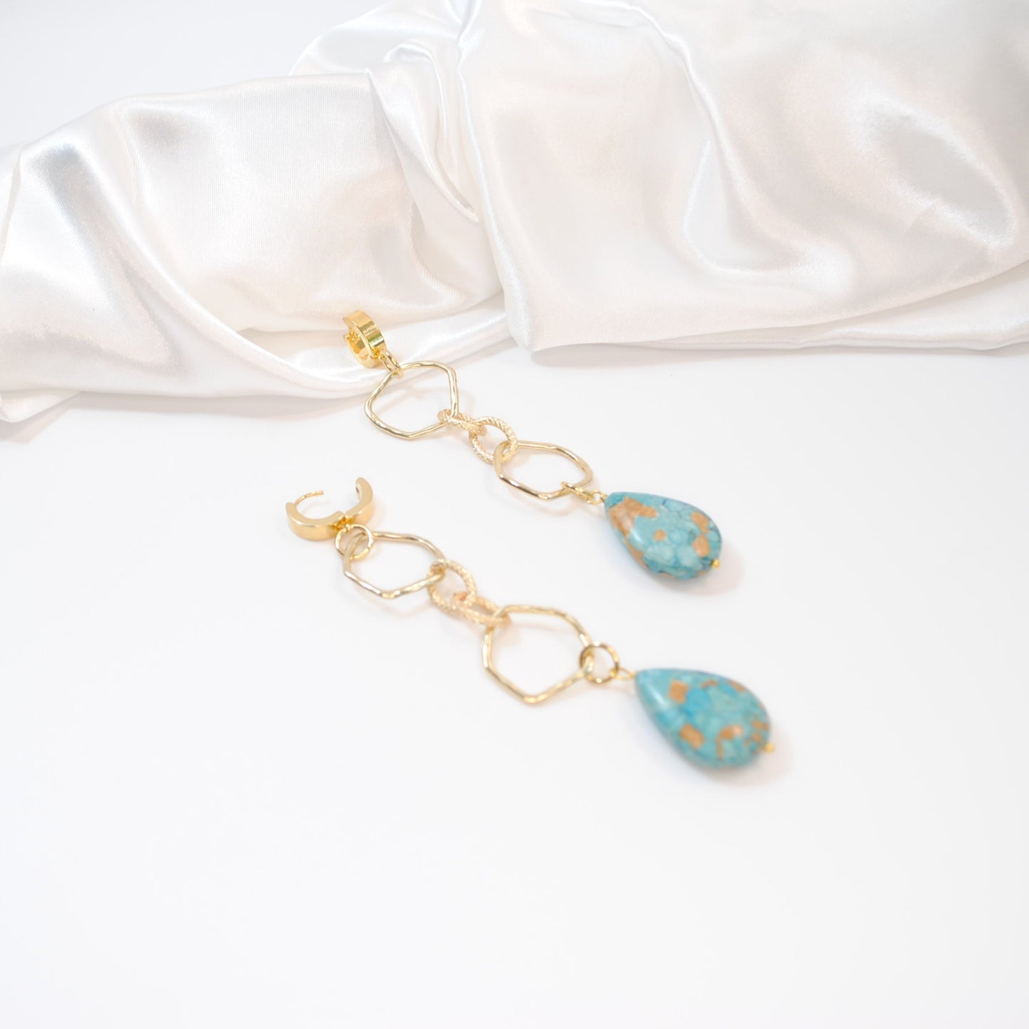 Blue Turquoise Örhängen - Design by Brandeby