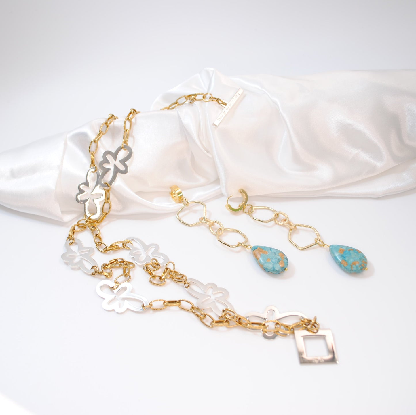 Blue Turquoise Örhängen - Design by Brandeby