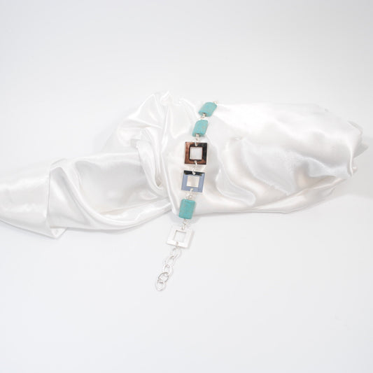 armband i turkos färg design by brandeby