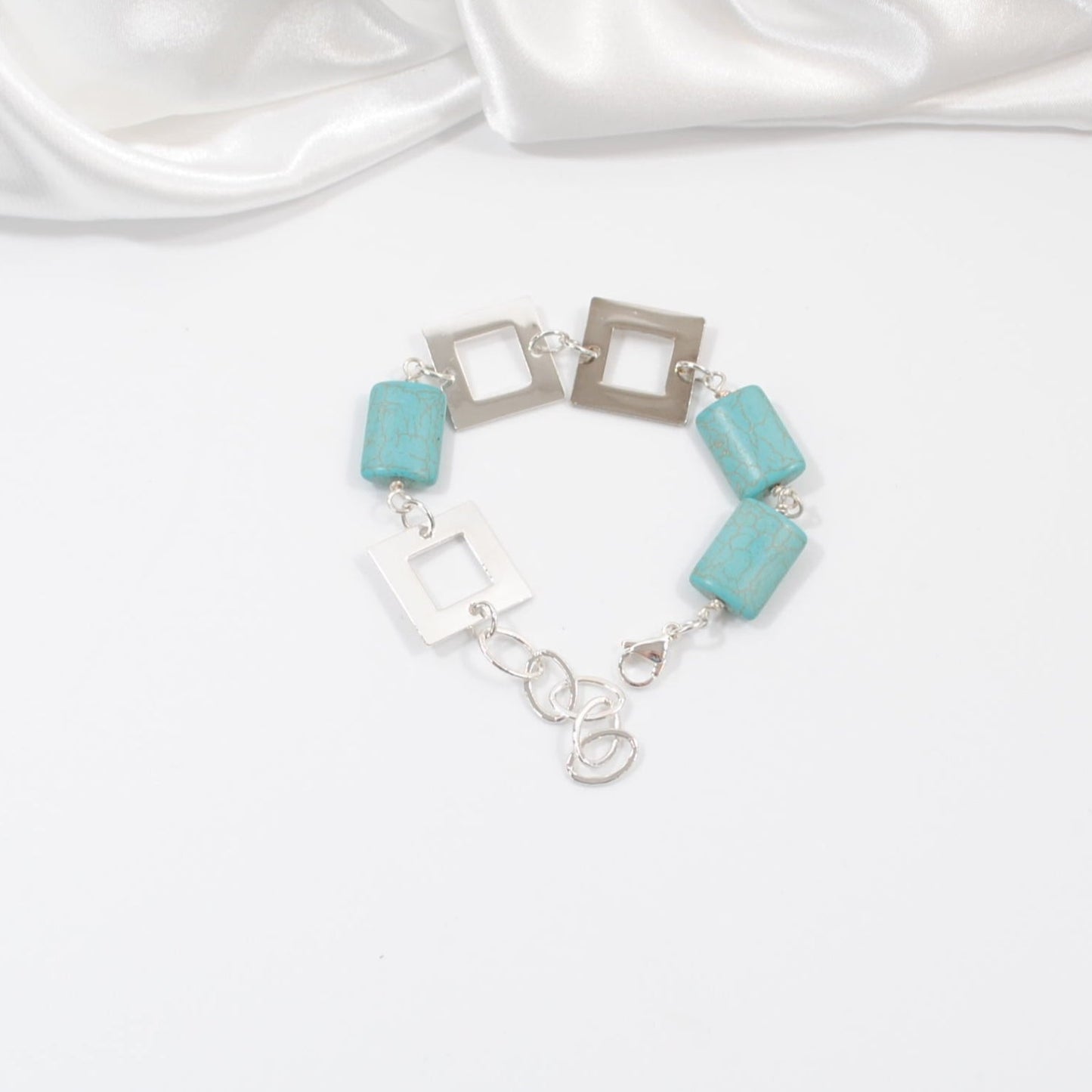 ocean turkos armband med frykanter design by brandeby