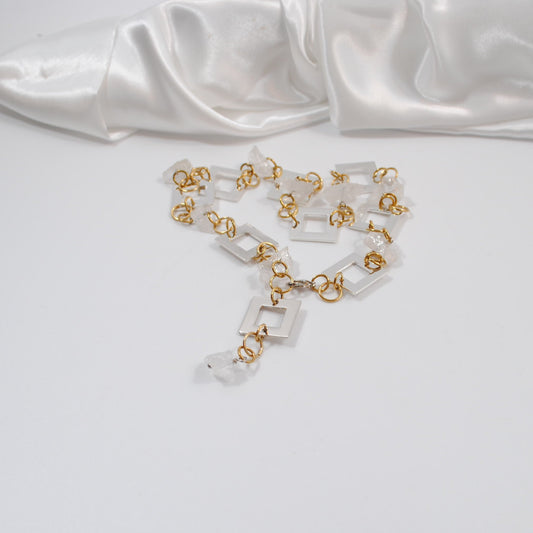 designat halsband långt med bergkristall design by brandeby