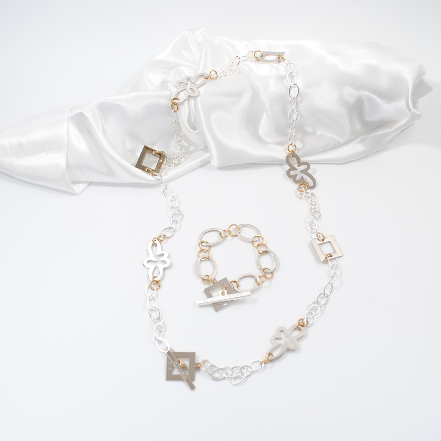 halsband långt handgjort design by brandeby