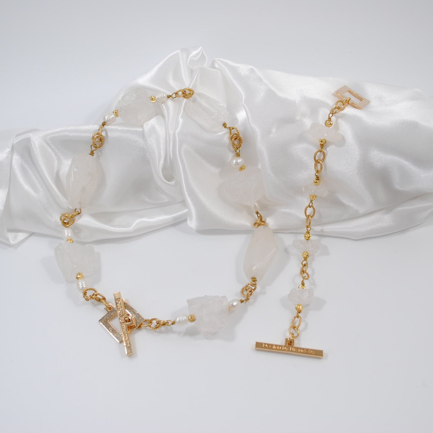 unique crystal halsband design by brandeyby