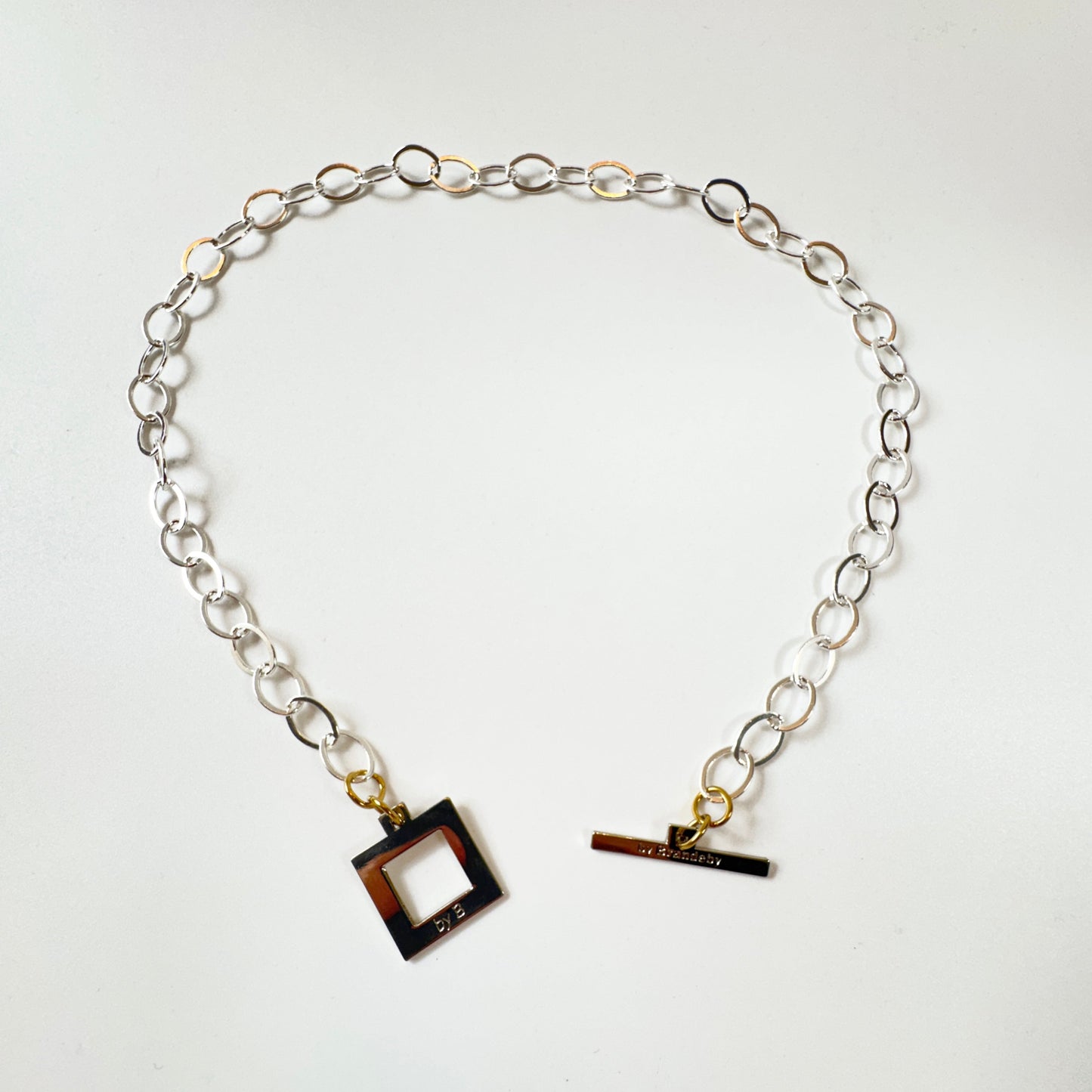 Frame Necklace – Handgjort silverhalsband | Design by Brandeby