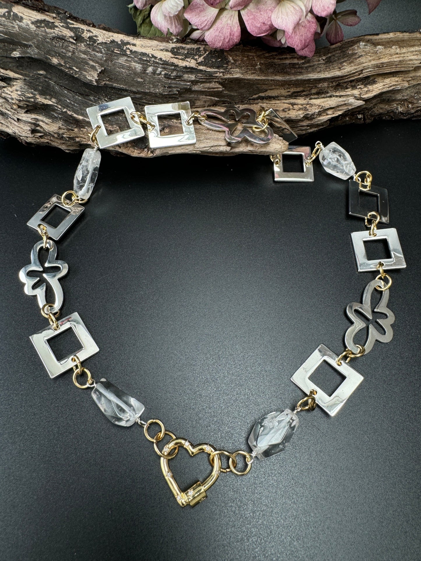 Quartz Heart Halsband - Design by Brandeby