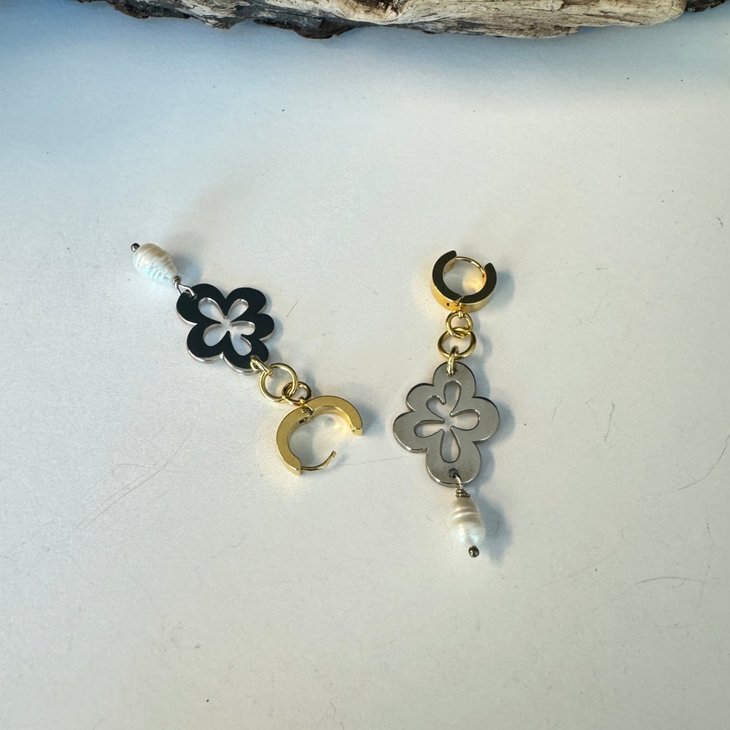 Creole Flower Pearls Örhängen Design by Brandeby