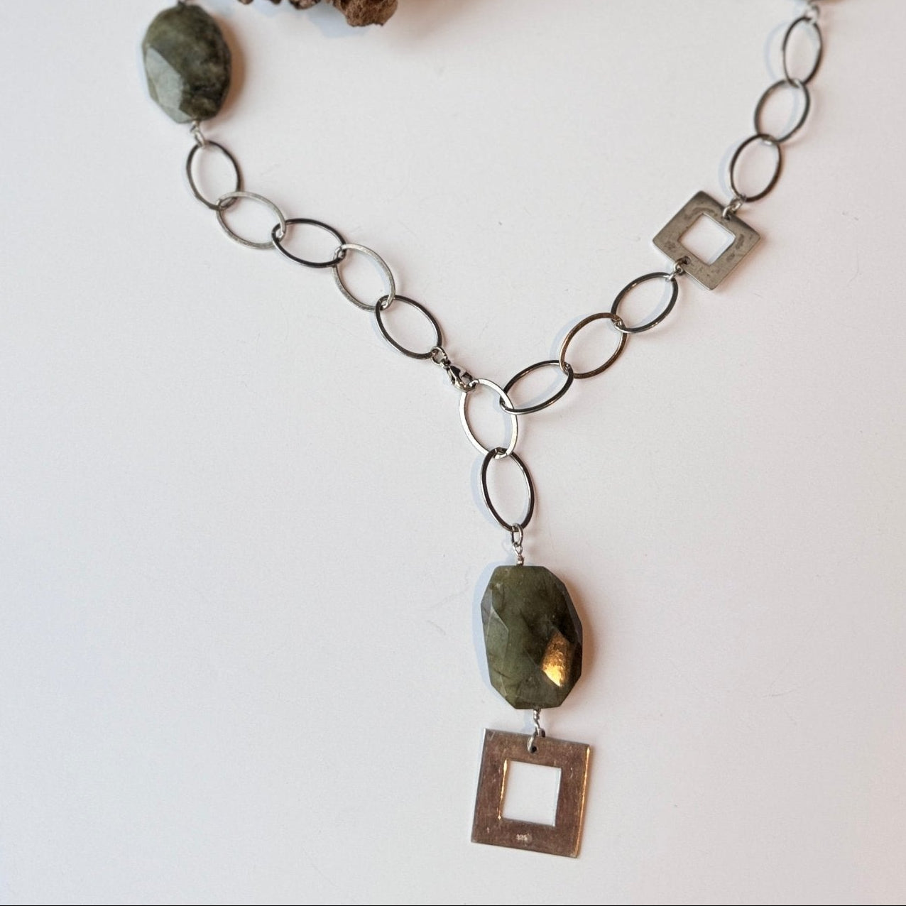 TRIPLE LABRADORITE HALSBAND Design by Brandeby