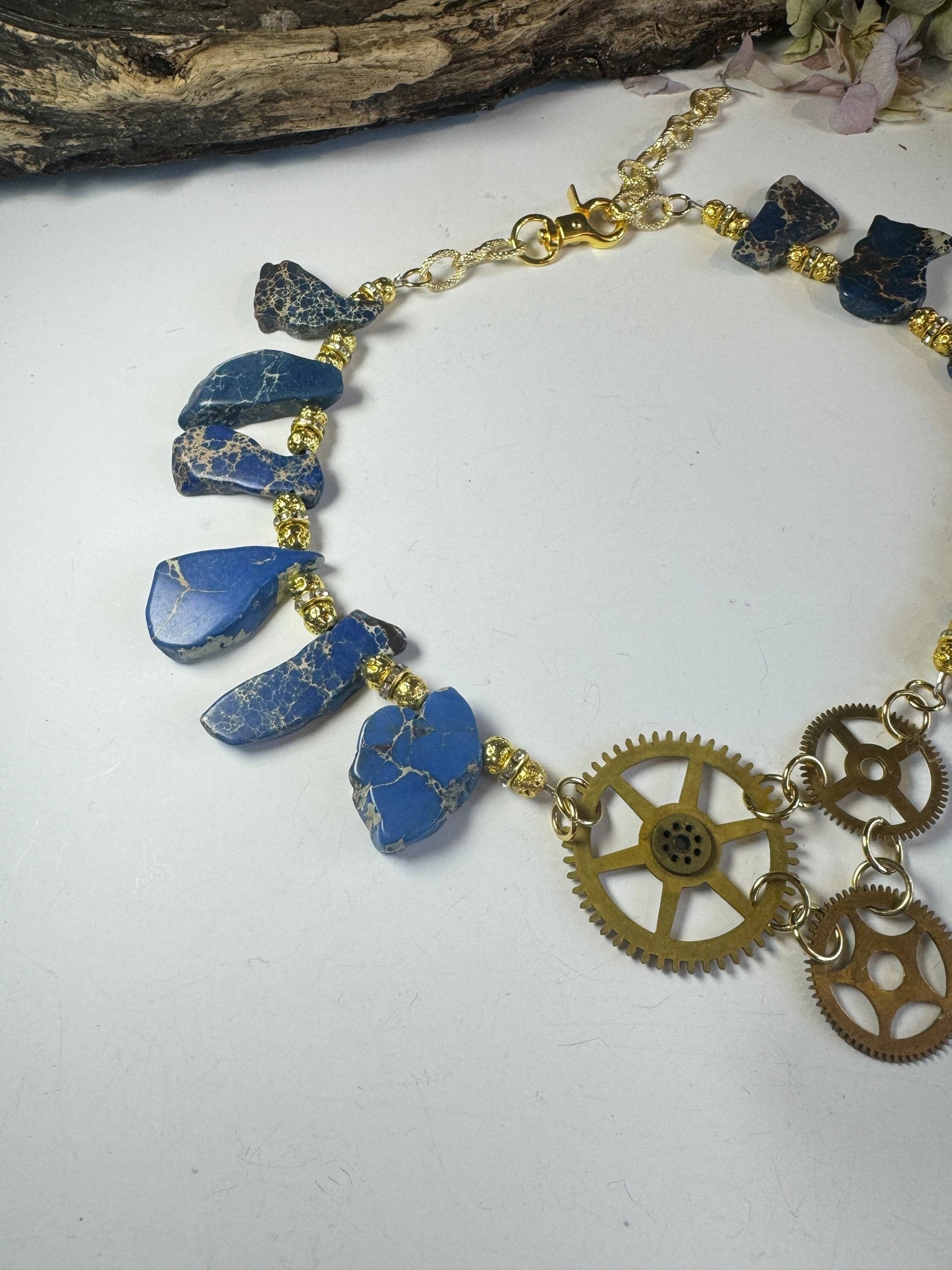 Short Blue Dream Halsband Design by Brandeby