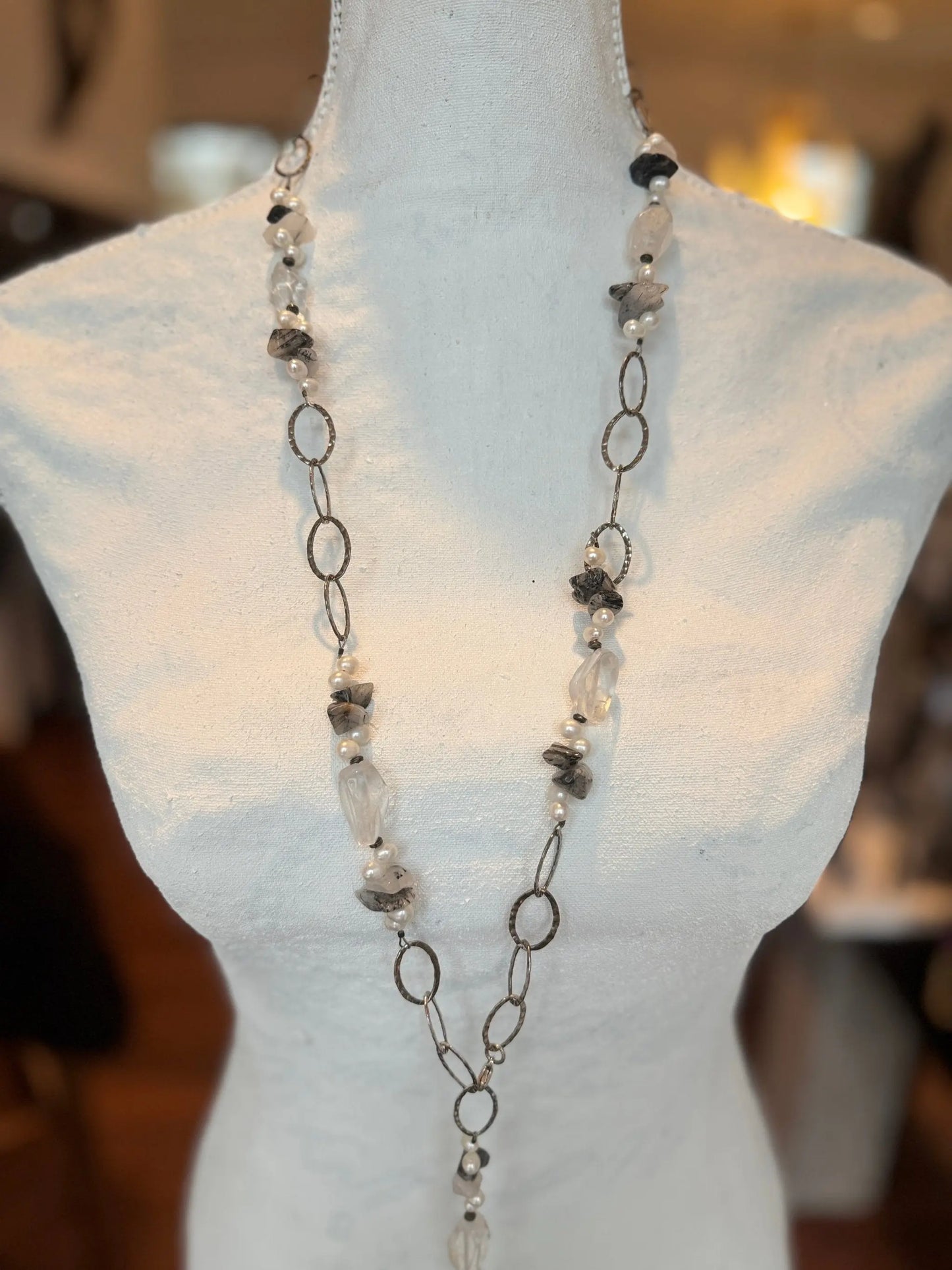 ROCK QUARTZ HALSBAND Design by Brandeby