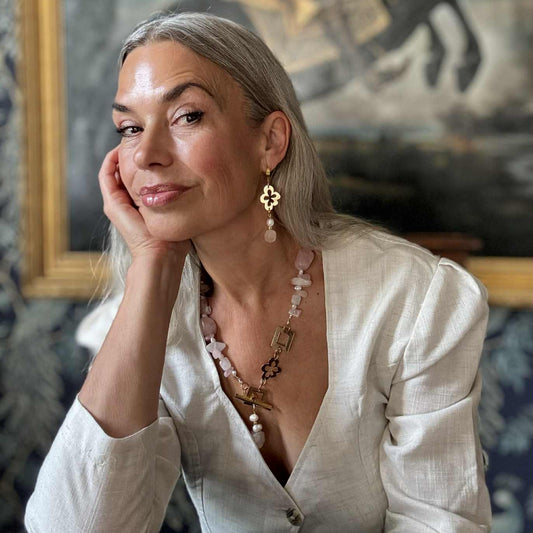 Pink Båstad Halsband handgjort rosenkvarts guld detaljer limited edition