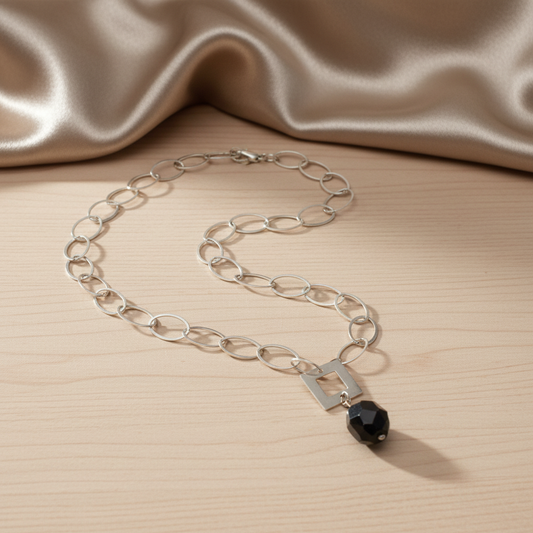 Luxury Wood and Silk Necklace - Curved