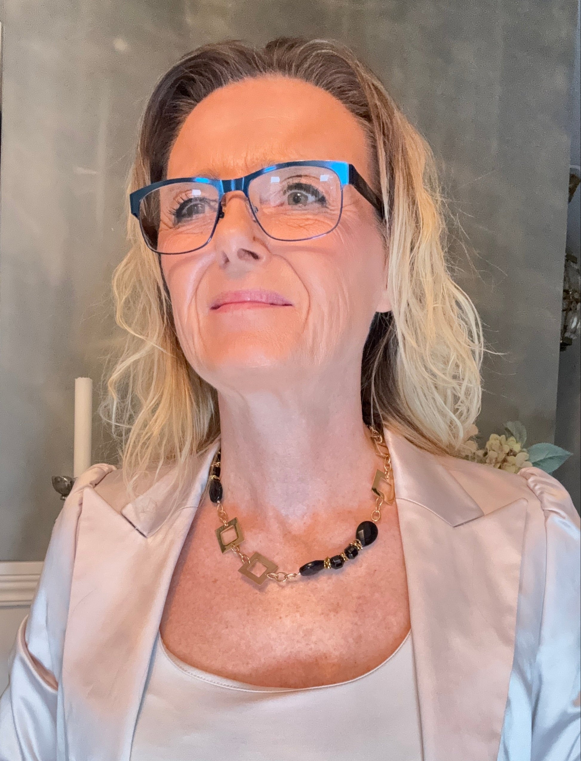 Shadow of Gold Halsband Obsidian & Agat Guld - Design by Brandeby lyxig elegant halsband