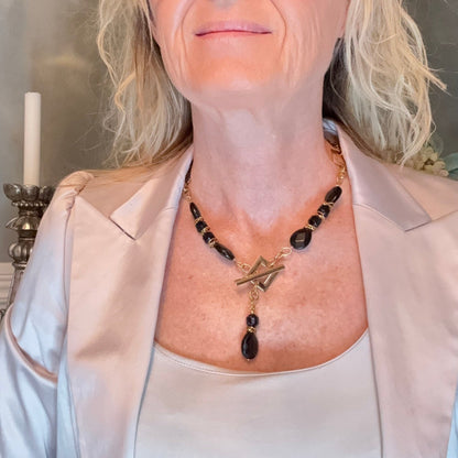 Shadow of Gold Halsband Obsidian & Agat Guld - Design by Brandeby handgjort i sverige limited edition
