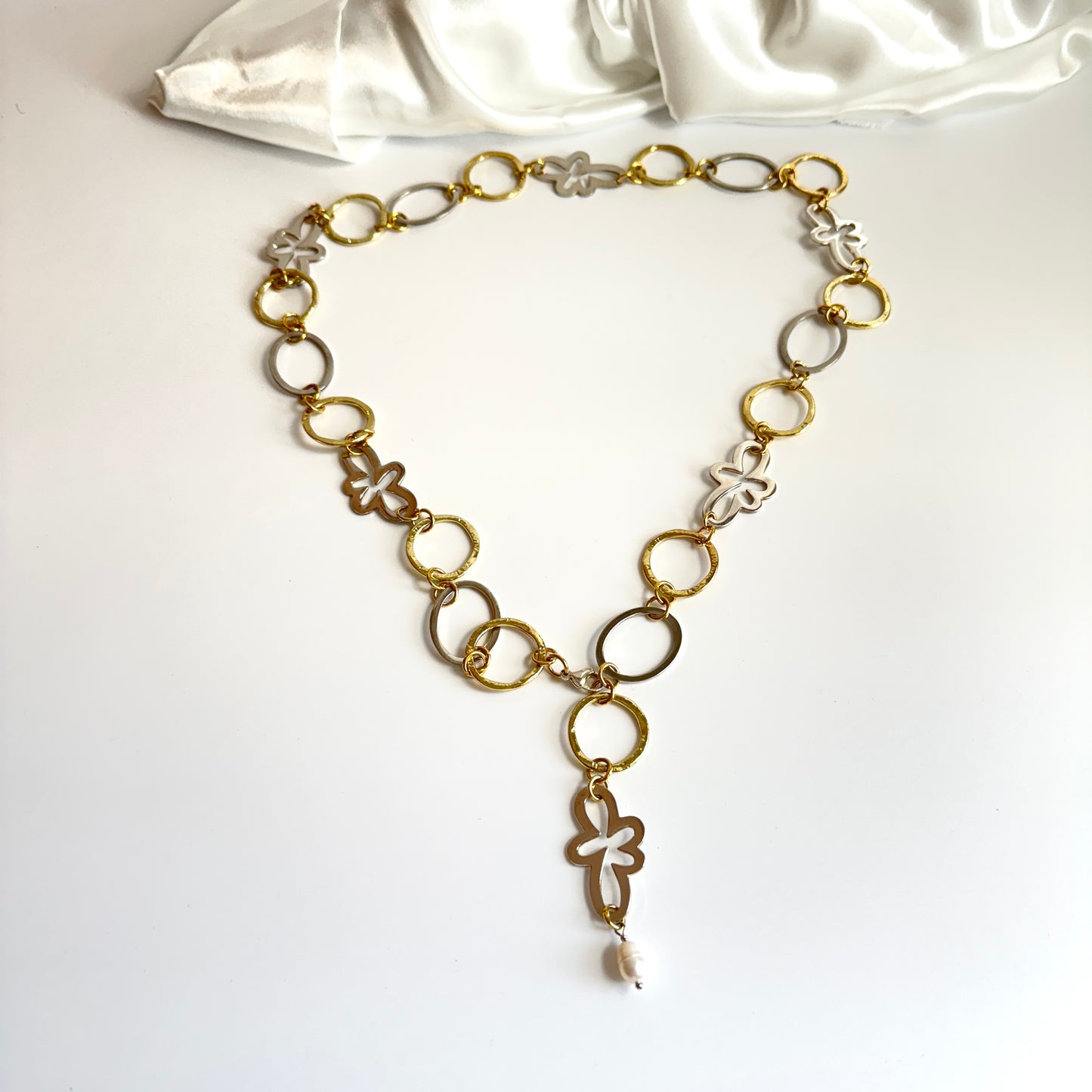 Glam Gold Flower Necklace