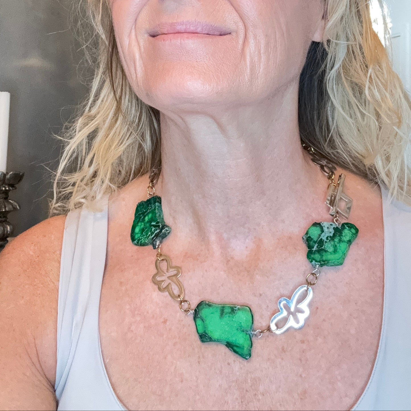 Green Harmony Halsband – Gröna Imperial Jasper & Guld | Design by Brandeby