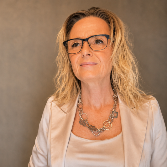 Pure Silver – Halsband i tidlös, skandinavisk design
