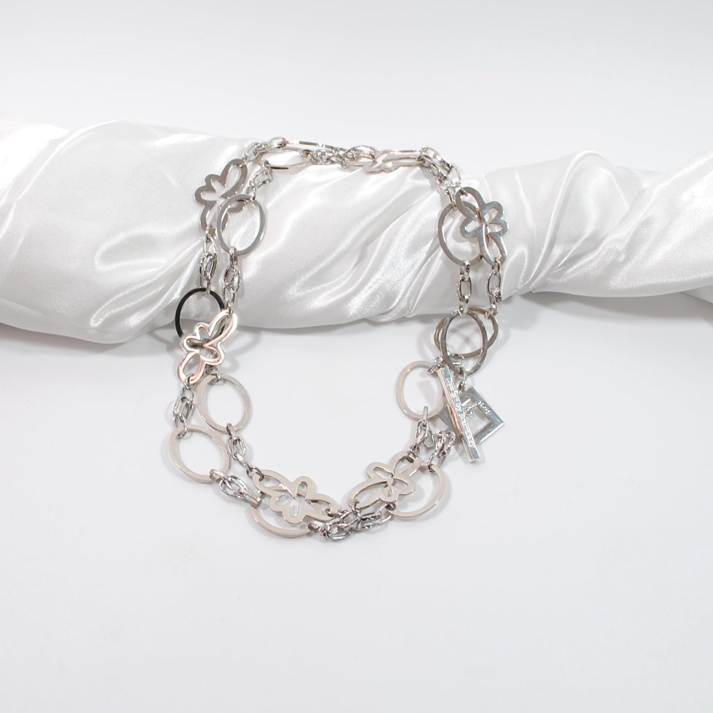 Pure Silver Långt Halsband Silver - Design by Brandeby unik flexibel design