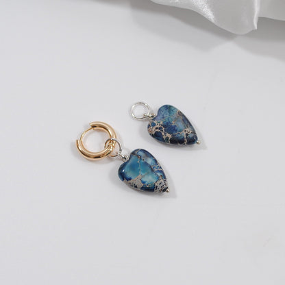 påhäng blå imperial jasper hjärta med silver detaljer design by brandeby