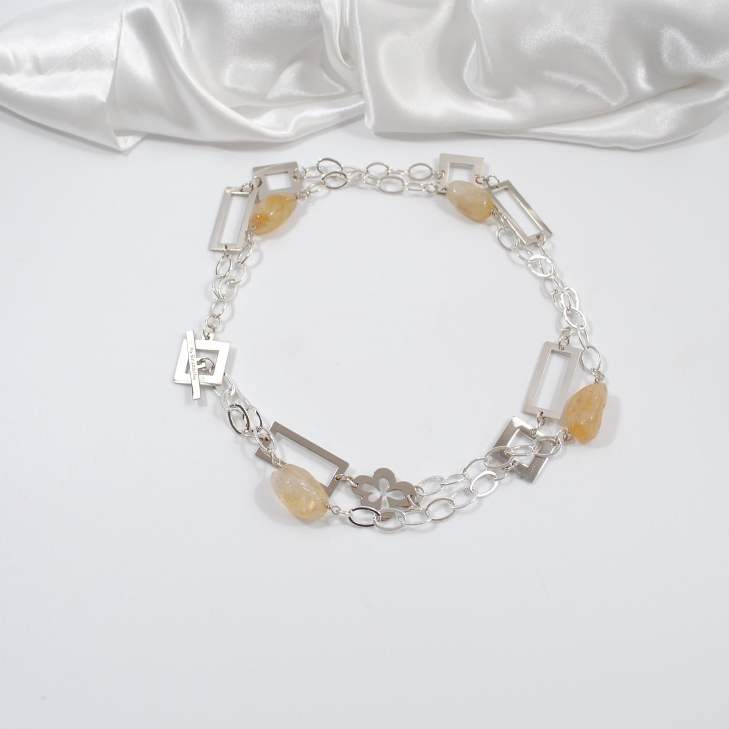 bär detta halsband kort eller långt citrine ädelstenar silverhalsband design by bradndeby