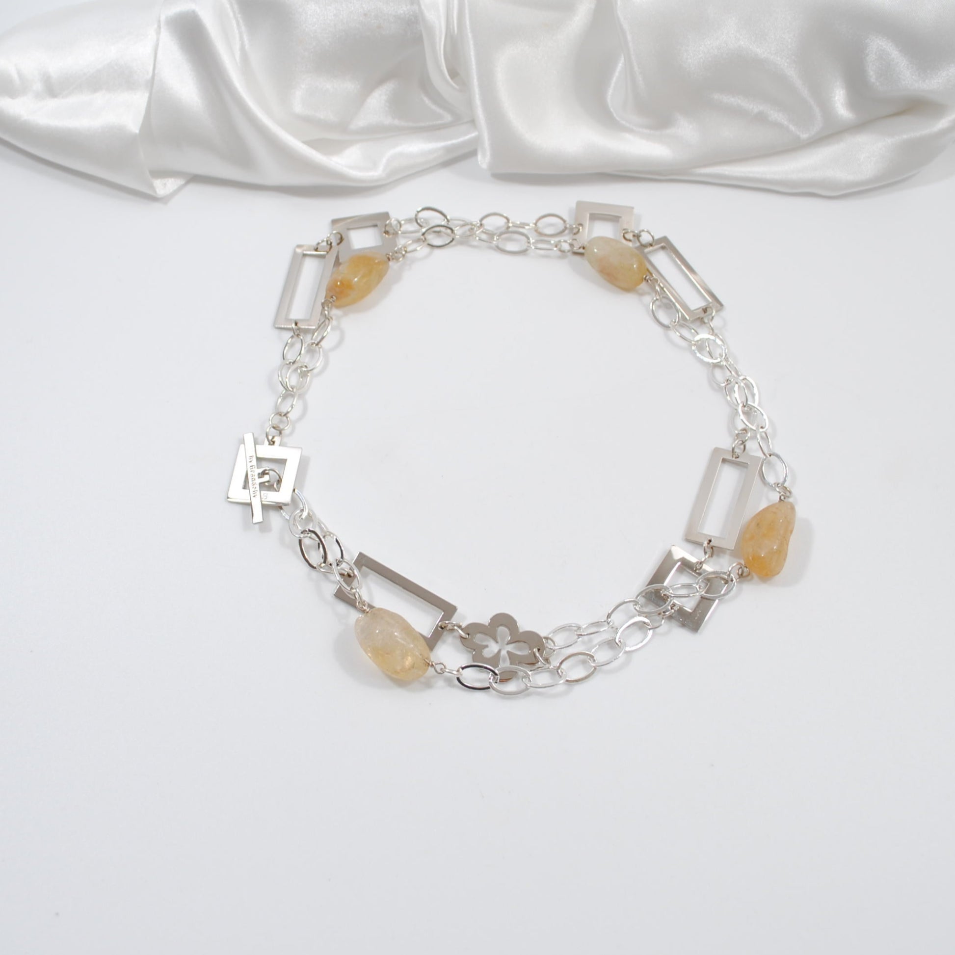 bär detta halsband kort eller långt citrine ädelstenar silverhalsband design by bradndeby