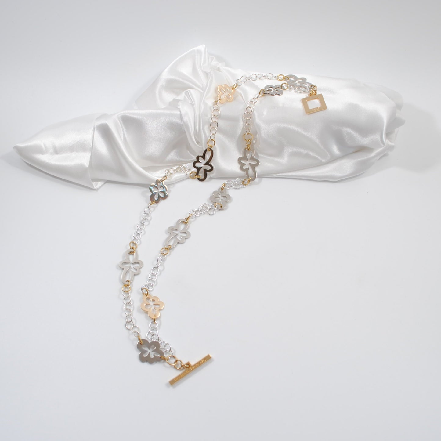 gold dream of flower halsband design by brandeby