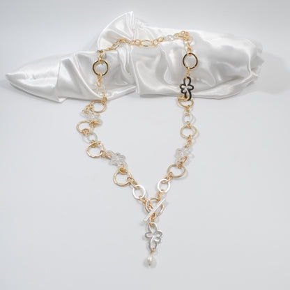 unikt handgjort halsband lång modell guld och silver flexibelt halsband design by brandeby