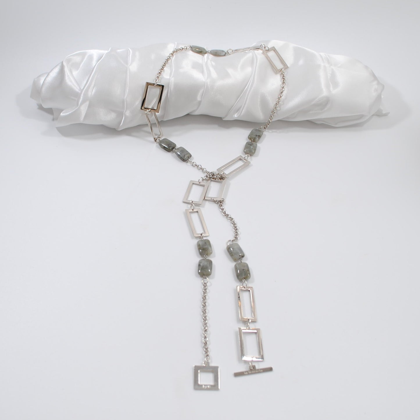 hur du kan bära detta halsband design by brandeby