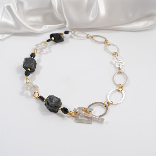 Obsidian Circles Halsband Svart & Guld 50 cm - Design by Brandeby