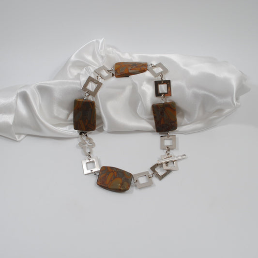 handgjort unikt halsband äkta ädelstenar silver delar design by brandeby