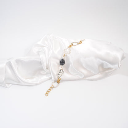 elegant stiligt armband för den medvetna kvinnan design by brandeby