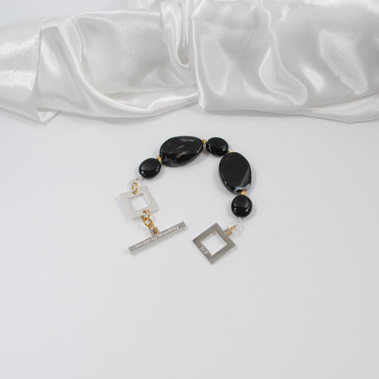 elegant armband i svart agate ädelsten silver delar design by brandeby