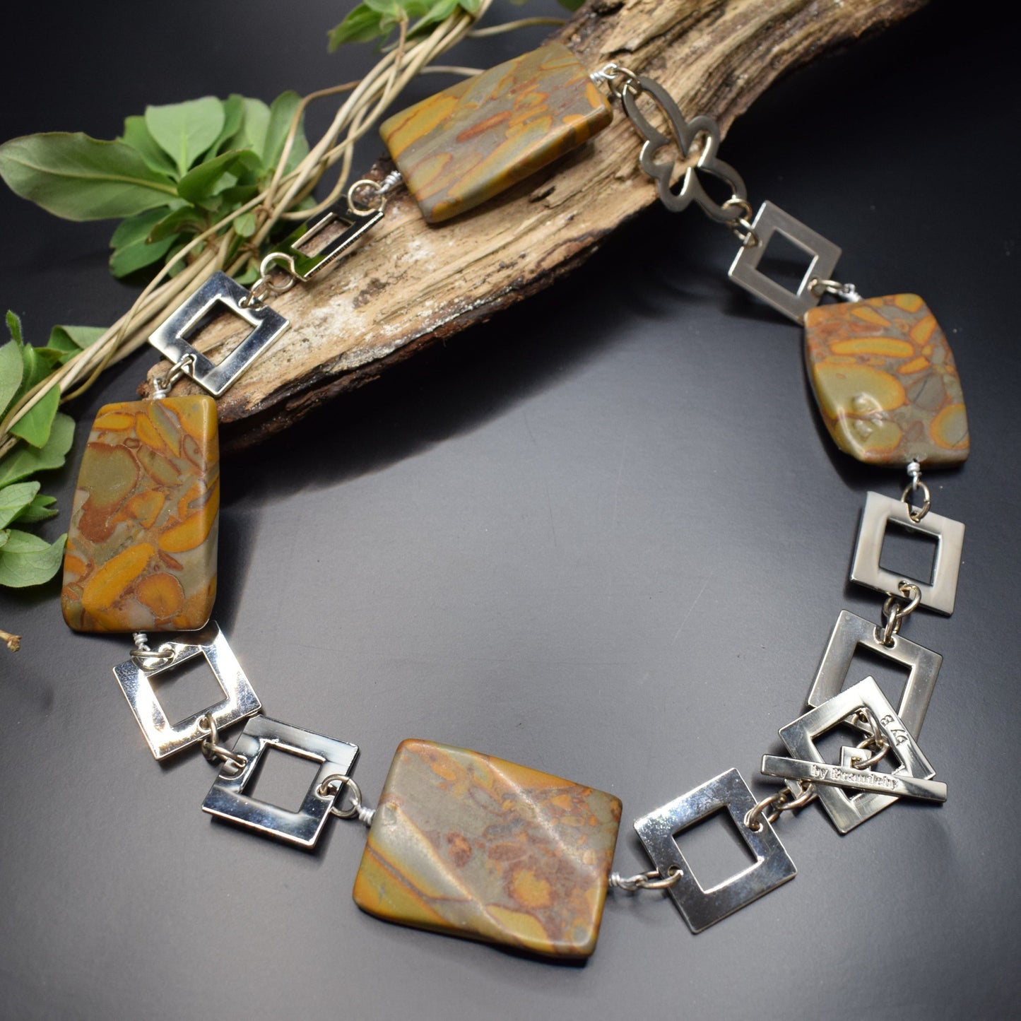 Majestic Jasper Halsband