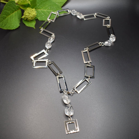 Clear silver necklace