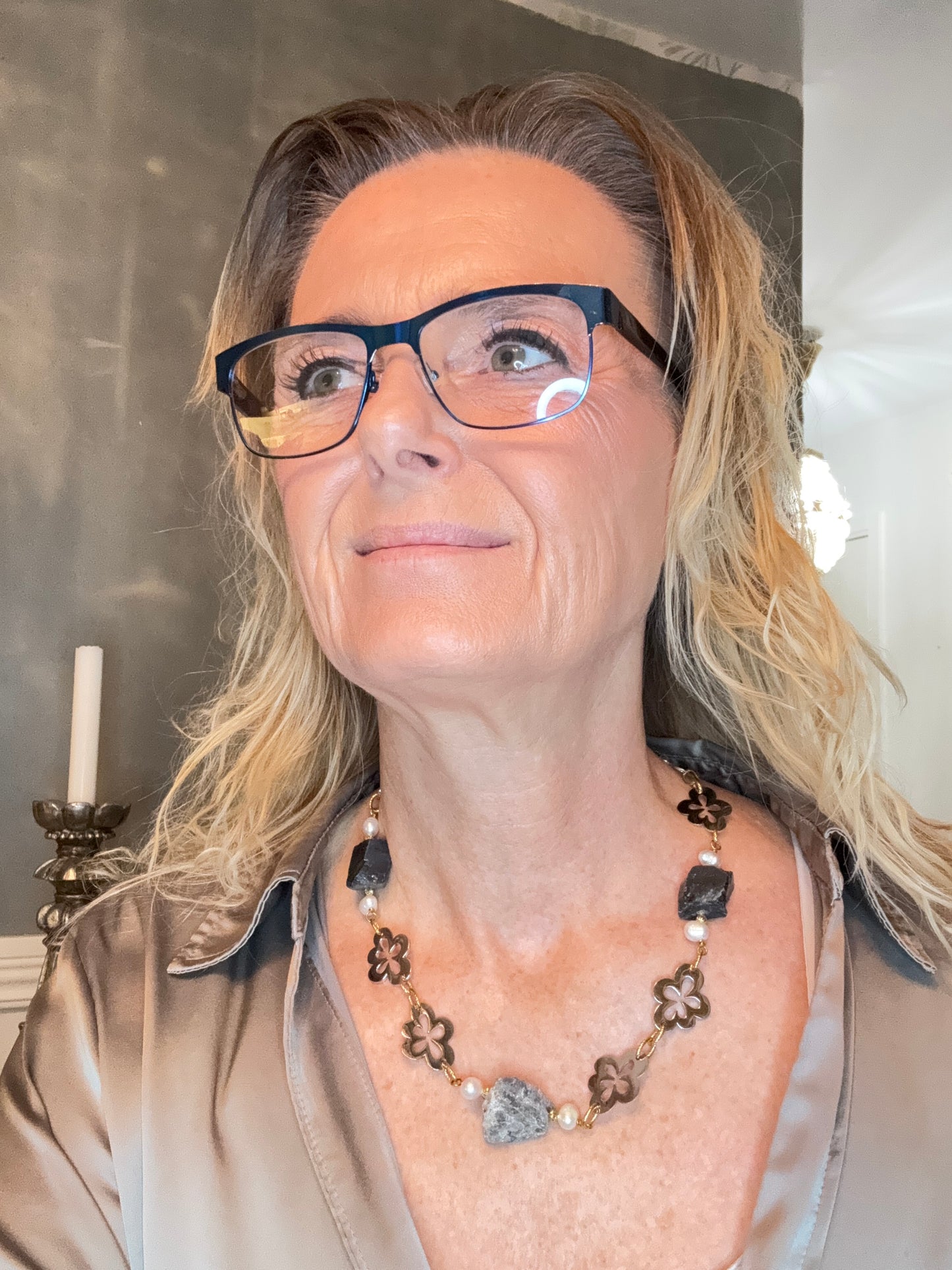 Raw Meets Beauty Halsband - Labradorit & Bergkristall | Design by Brandeby