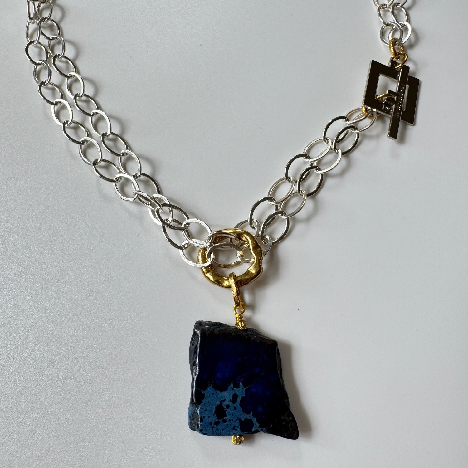 Classy Blue Imperial Halsband med Äkta Imperial Jasper | Design by Brandeby