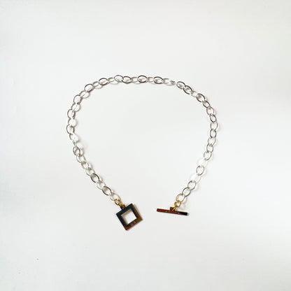 Frame Necklace – Handgjort silverhalsband | Design by Brandeby