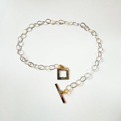 Frame Necklace – Handgjort silverhalsband | Design by Brandeby