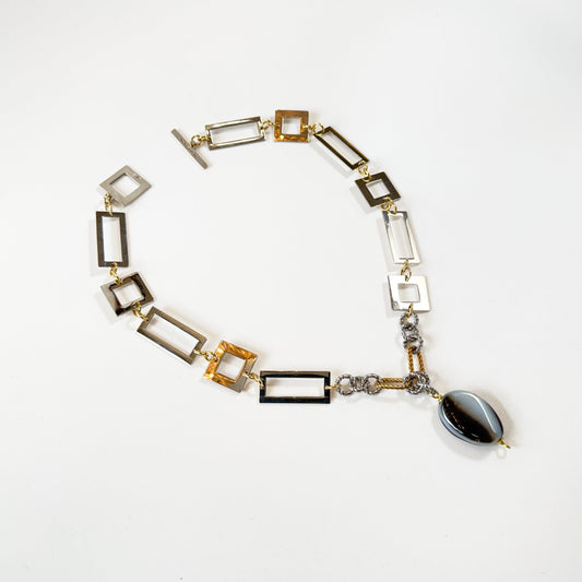 Noir – Handgjort halsband med svart agat | Design by Brandeby
