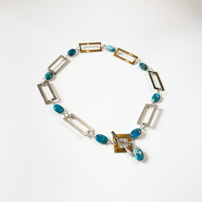 Blue Cloud – Handgjort halsband med äkta apatit | Design by Brandeby