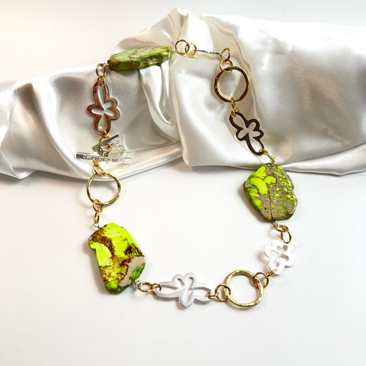 Jade Whisper Halsband