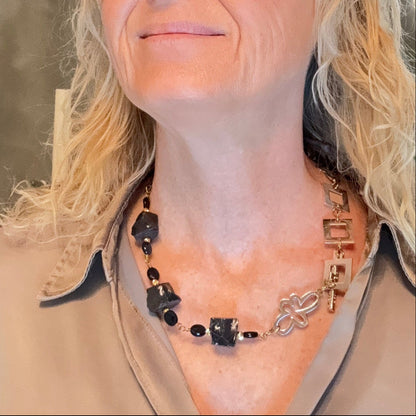 Dream of Obsidian Halsband