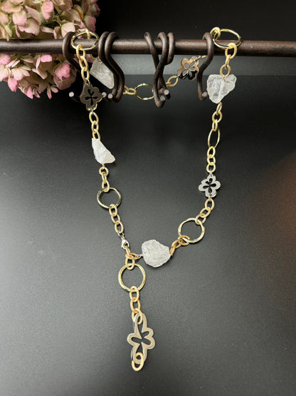 Raw Rocky Crystal Chain Halsband - Design by Brandeby