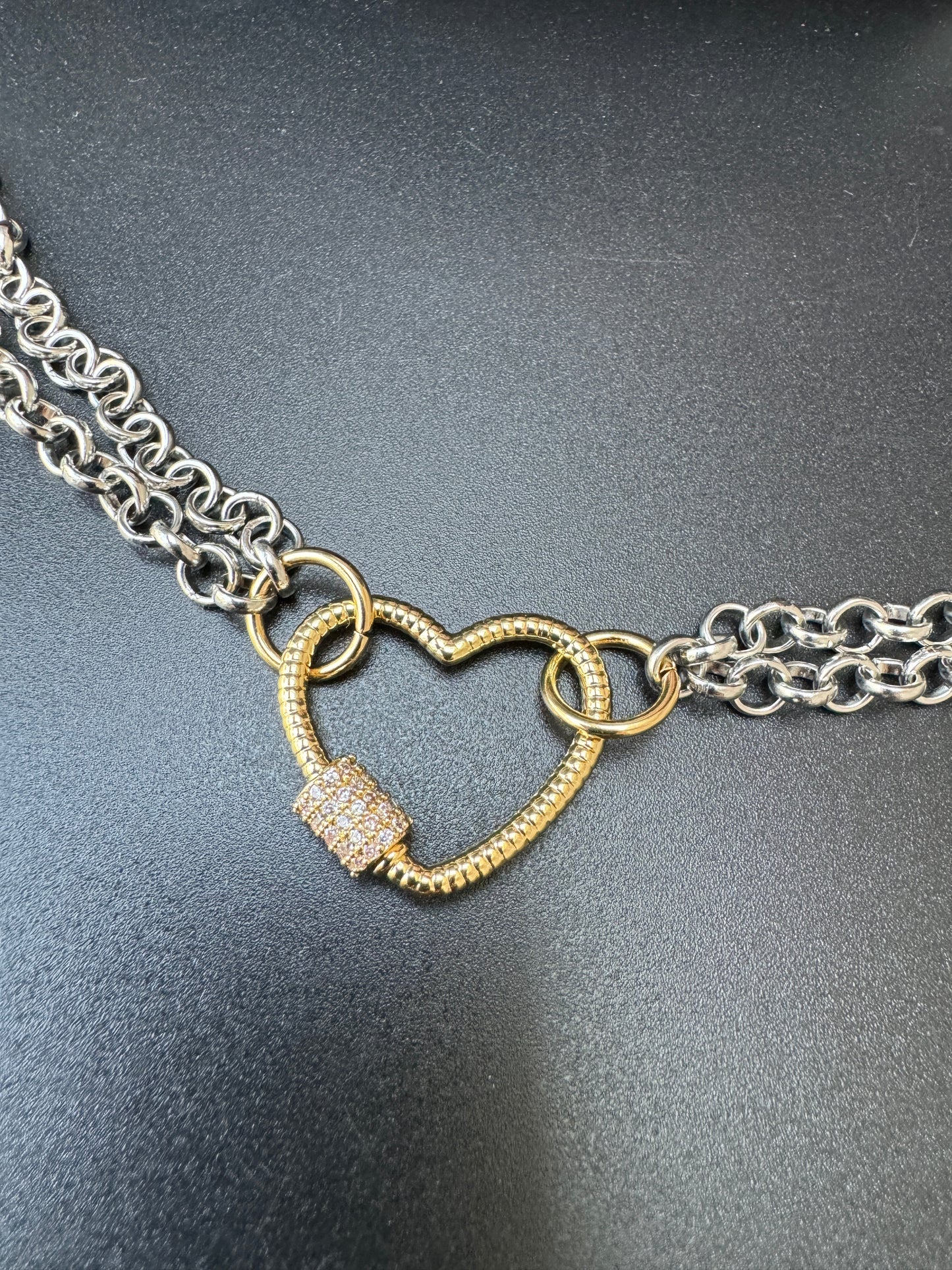 Gen Z Small Gold Heart Halsband