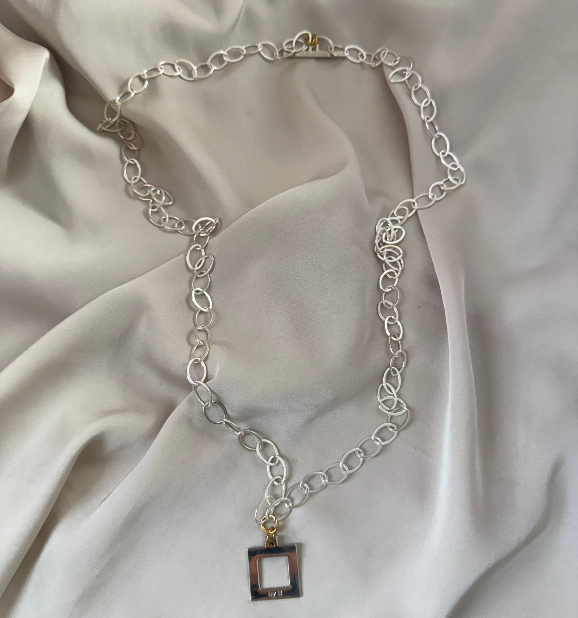 Halsband Silver 18K Guldpläterat - Flexibel Kedja - 48-96cm - Silver Guld - design by brandeby