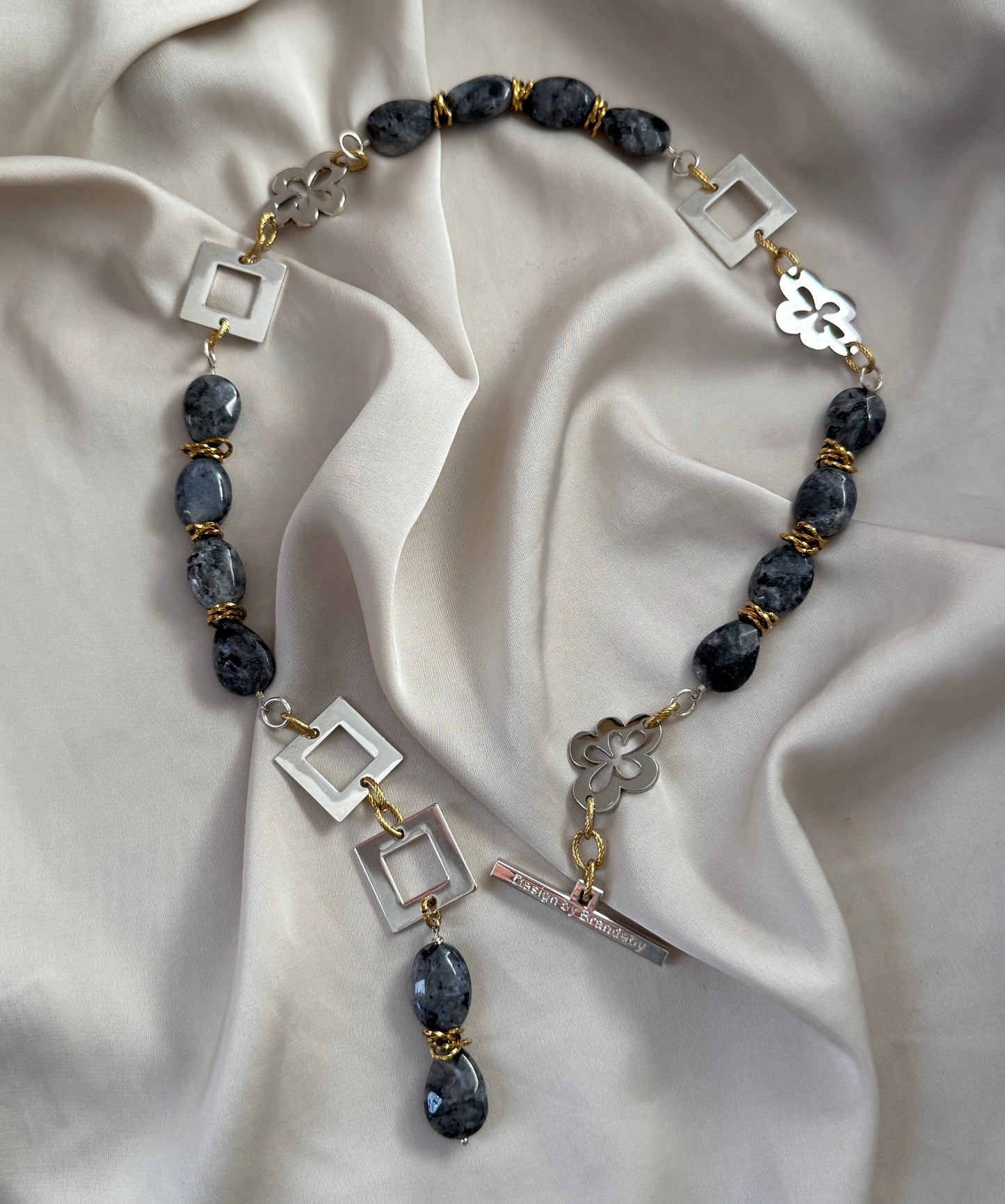 Halsband Silver 18K Guldpläterat - Labradorit - 50cm - Gråmelerad Guld - design by brandeby